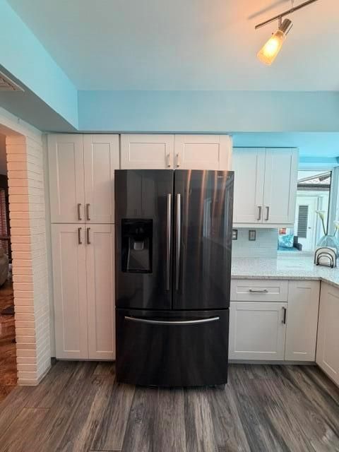 Kitchen 6