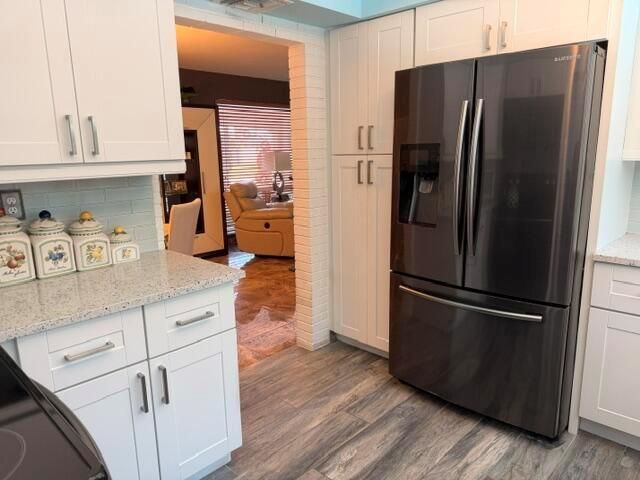 Kitchen 4