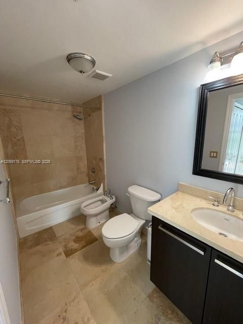 For Sale: $480,000 (2 beds, 2 baths, 1219 Square Feet)