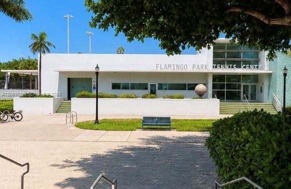flamingo park