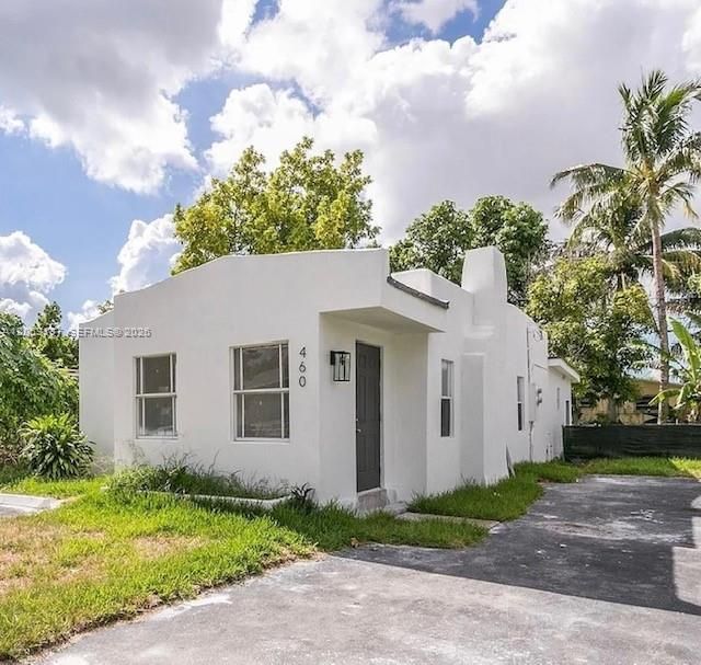 For Sale: $579,000 (4 beds, 3 baths, 1738 Square Feet)