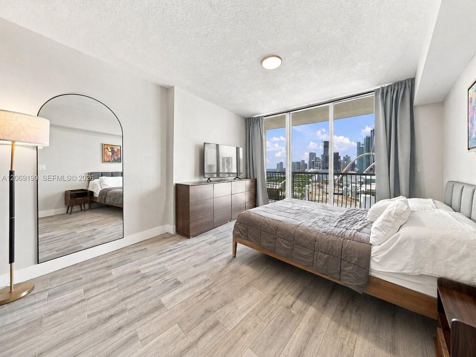 For Rent: $3,200 (1 beds, 1 baths, 791 Square Feet)