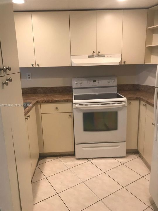 En Renta: $1,750 (1 camas, 1 baños, 695 Pies cuadrados)