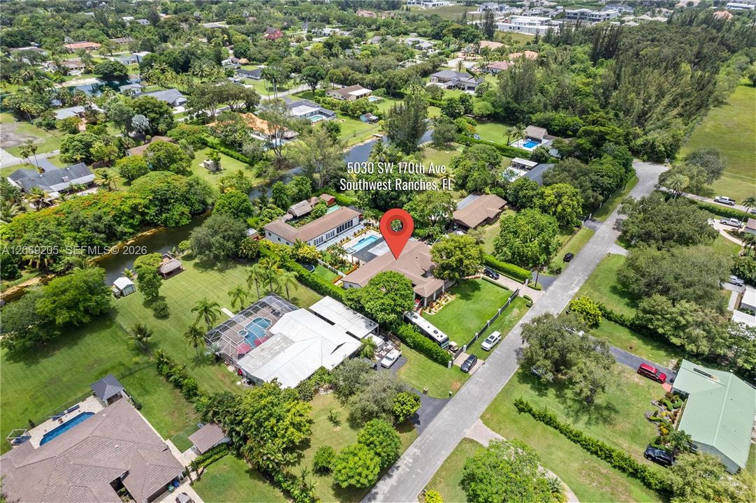 For Sale: $2,675,000 (6 beds, 3 baths, 6329 Square Feet)