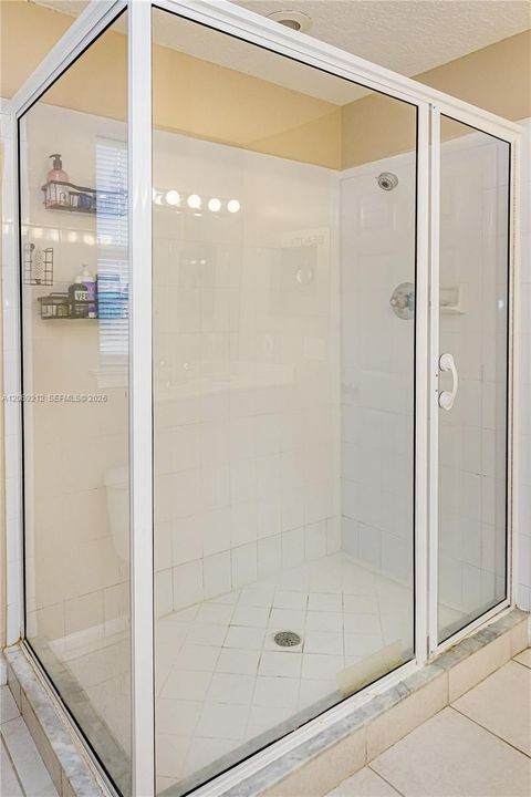 En Renta: $3,000 (3 camas, 2 baños, 6969 Pies cuadrados)