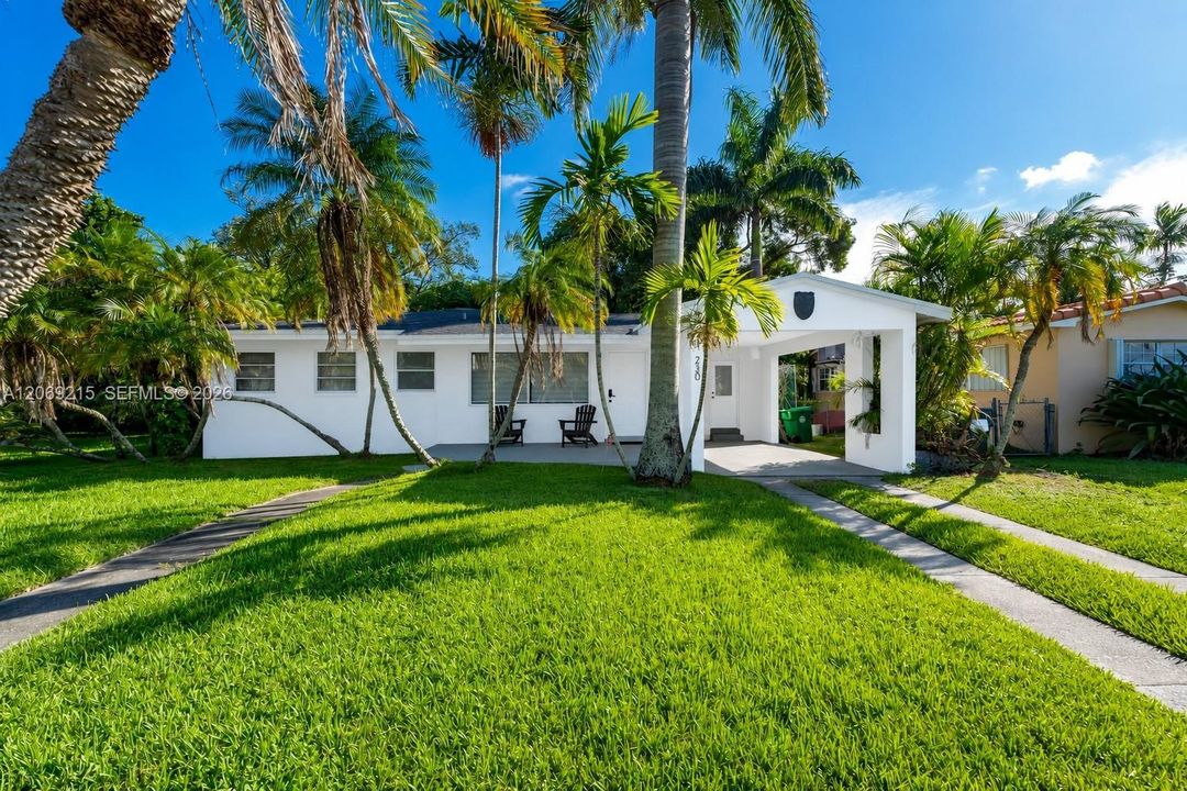 For Rent: $3,500 (3 beds, 2 baths, 1438 Square Feet)