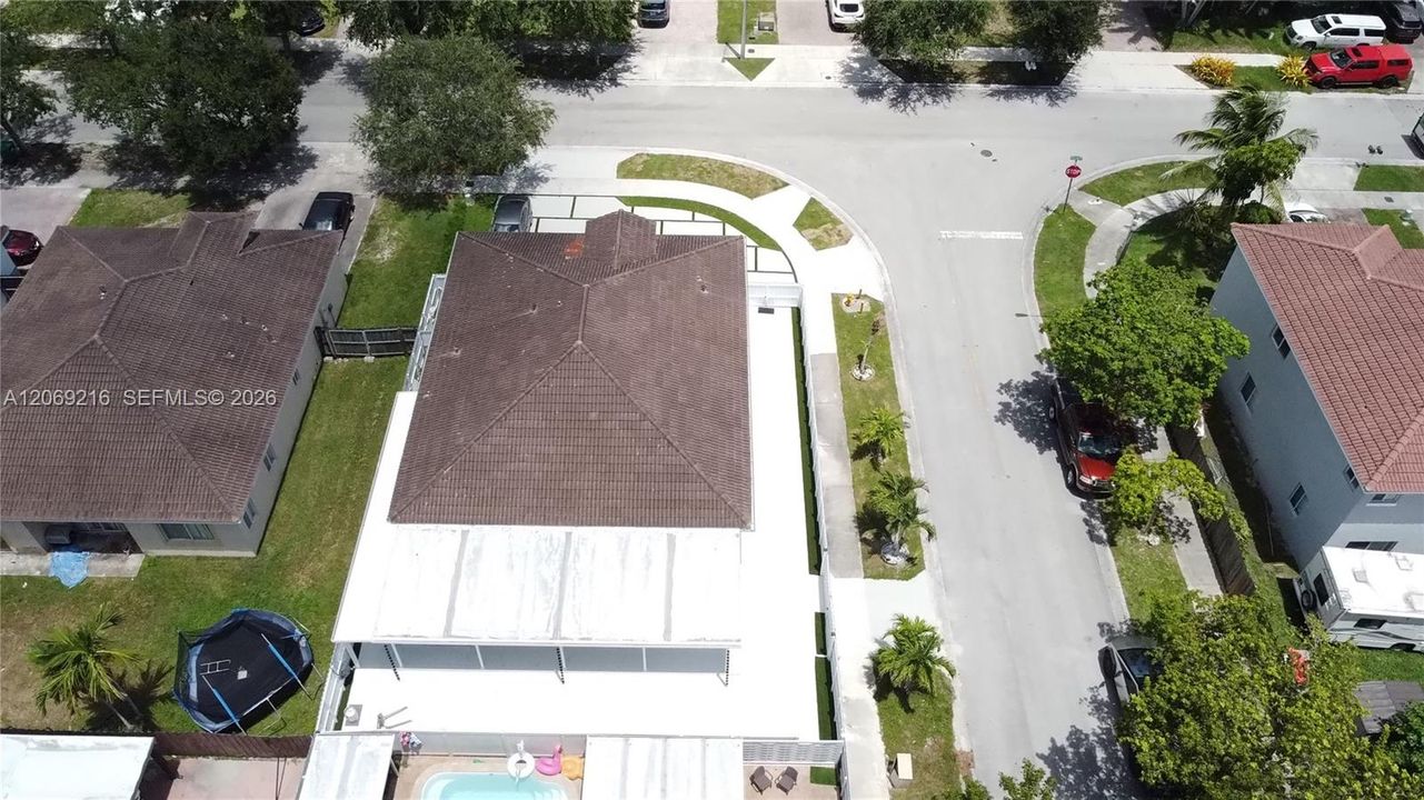 For Rent: $4,000 (3 beds, 2 baths, 1502 Square Feet)