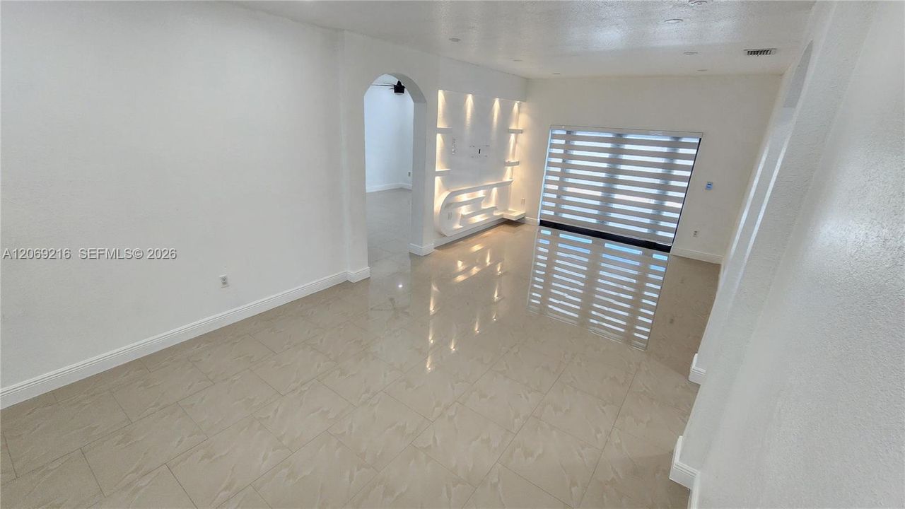 For Rent: $4,000 (3 beds, 2 baths, 1502 Square Feet)