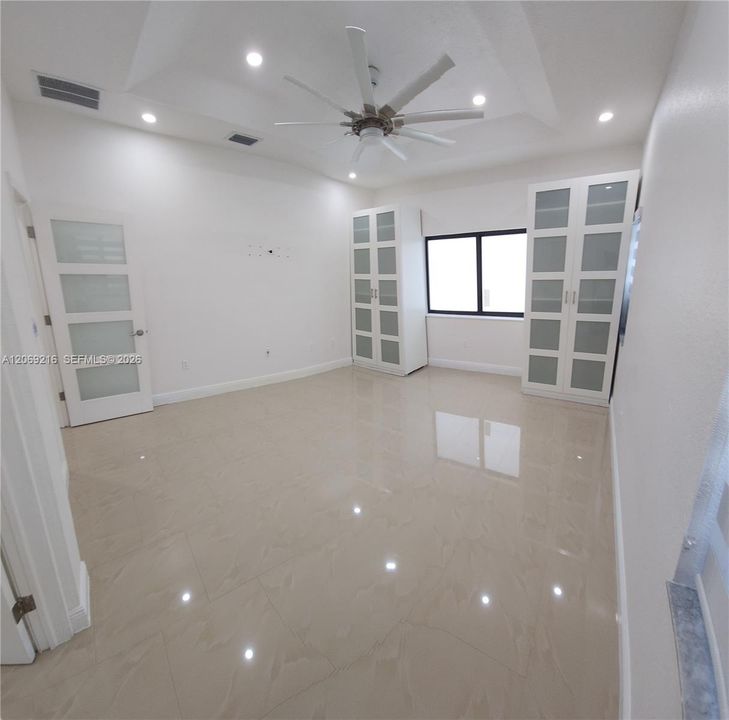 For Rent: $4,000 (3 beds, 2 baths, 1502 Square Feet)