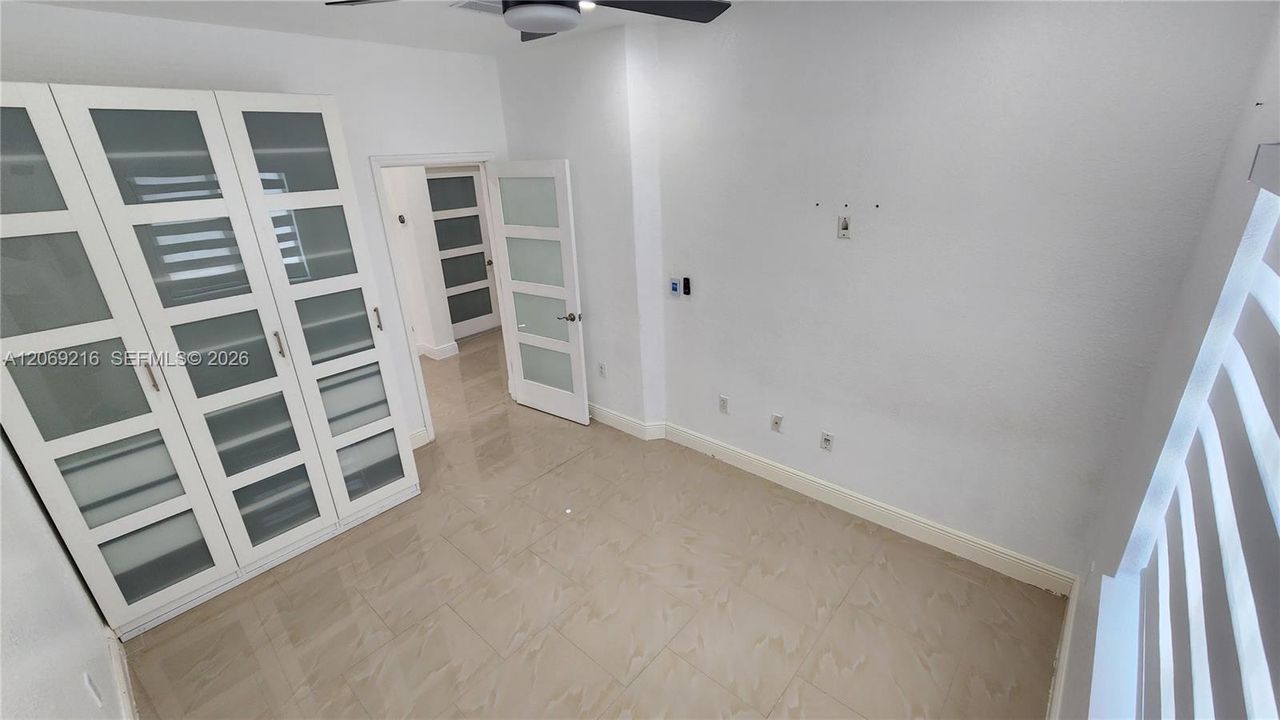 For Rent: $4,000 (3 beds, 2 baths, 1502 Square Feet)
