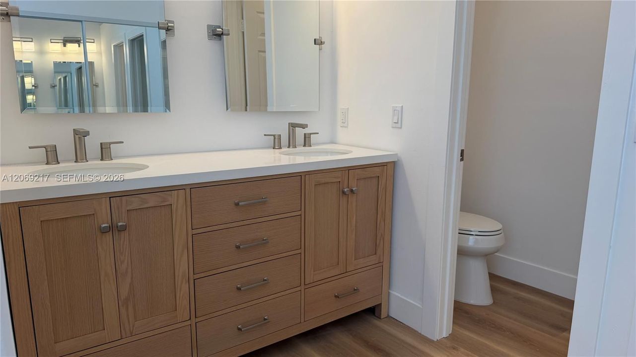 For Sale: $770,000 (3 beds, 2 baths, 1768 Square Feet)