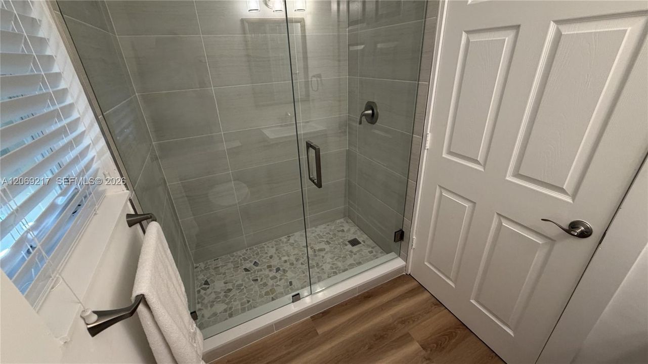 2nd Bathroom Shower