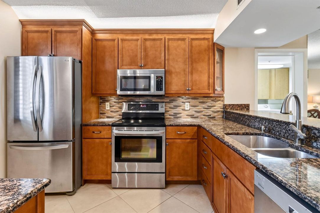 2101MarinaIsleWay#202(23)