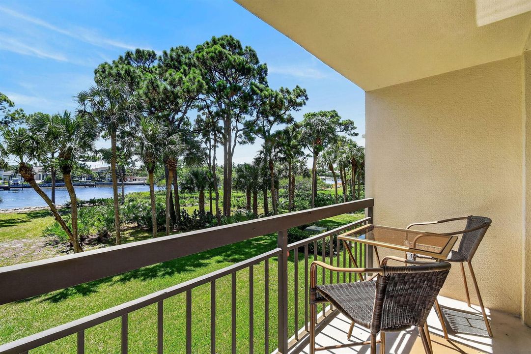 2101MarinaIsleWay#202(40)