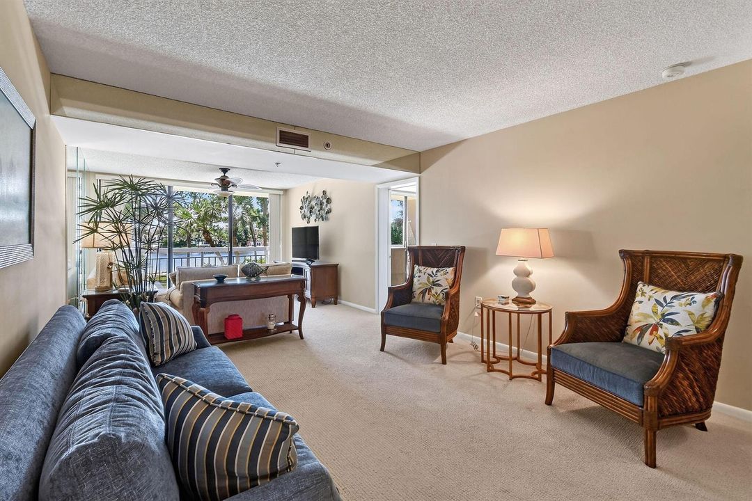 2101MarinaIsleWay#202(11)