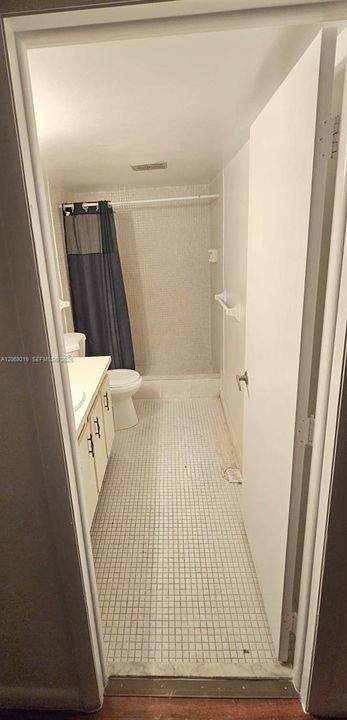 For Rent: $1,700 (2 beds, 2 baths, 1016 Square Feet)