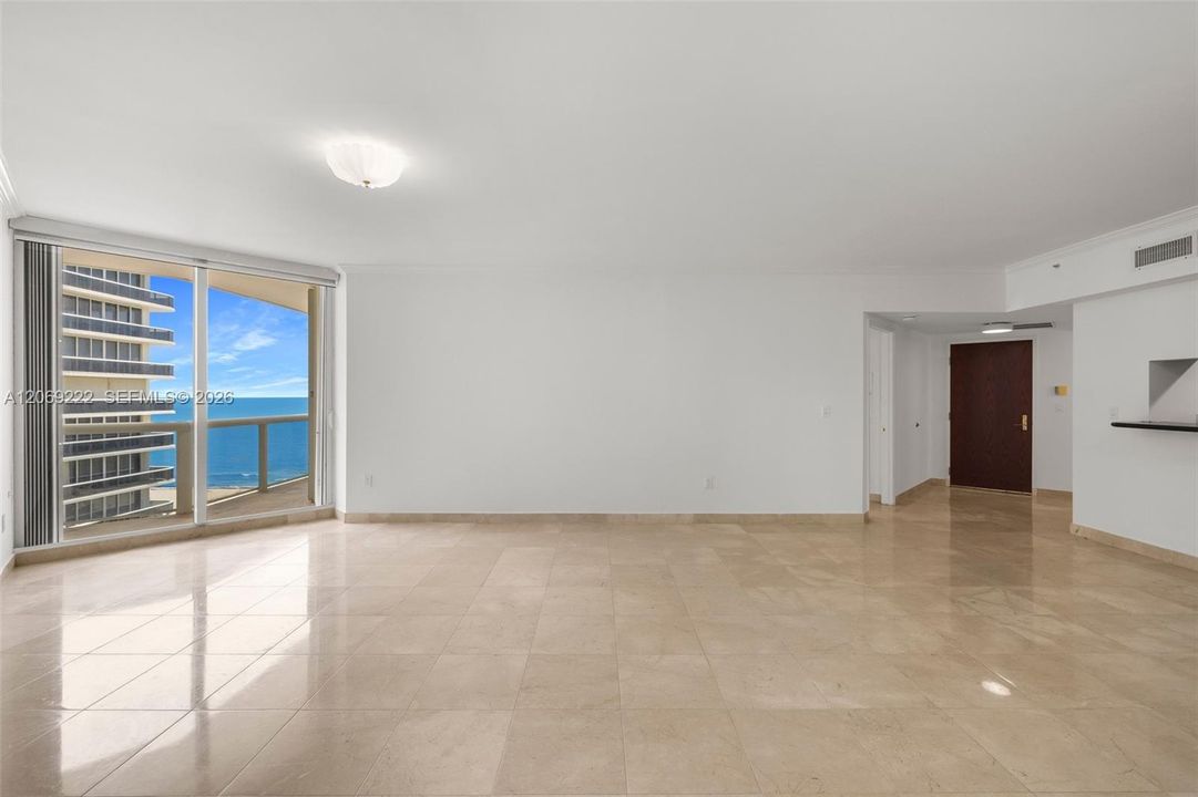 For Rent: $7,500 (2 beds, 2 baths, 1740 Square Feet)