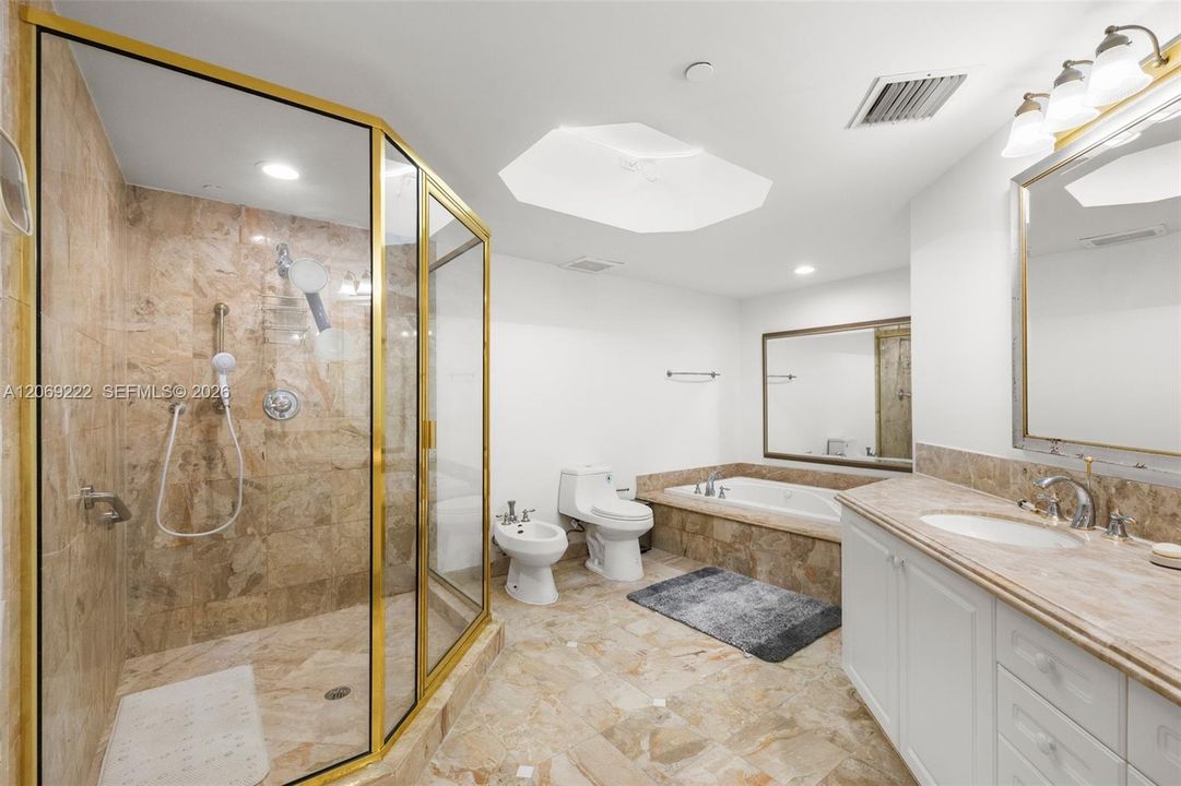 For Rent: $7,500 (2 beds, 2 baths, 1740 Square Feet)
