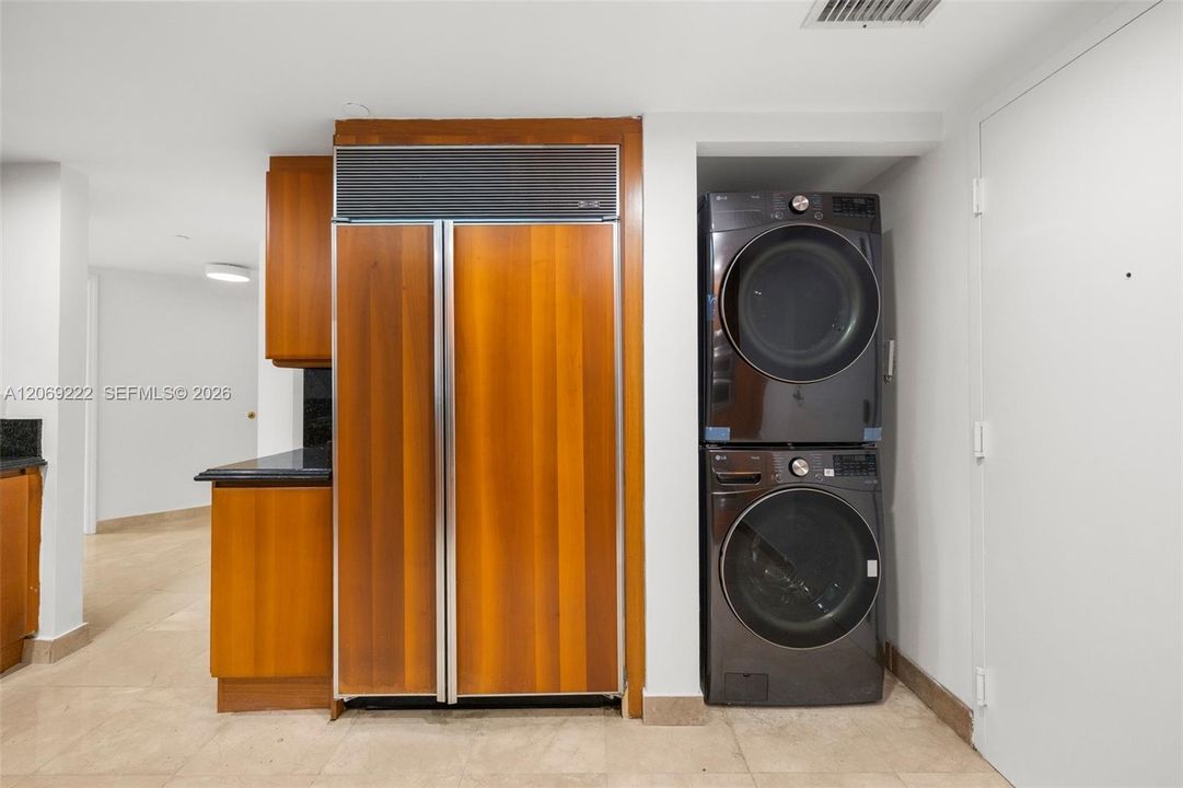 For Rent: $7,500 (2 beds, 2 baths, 1740 Square Feet)