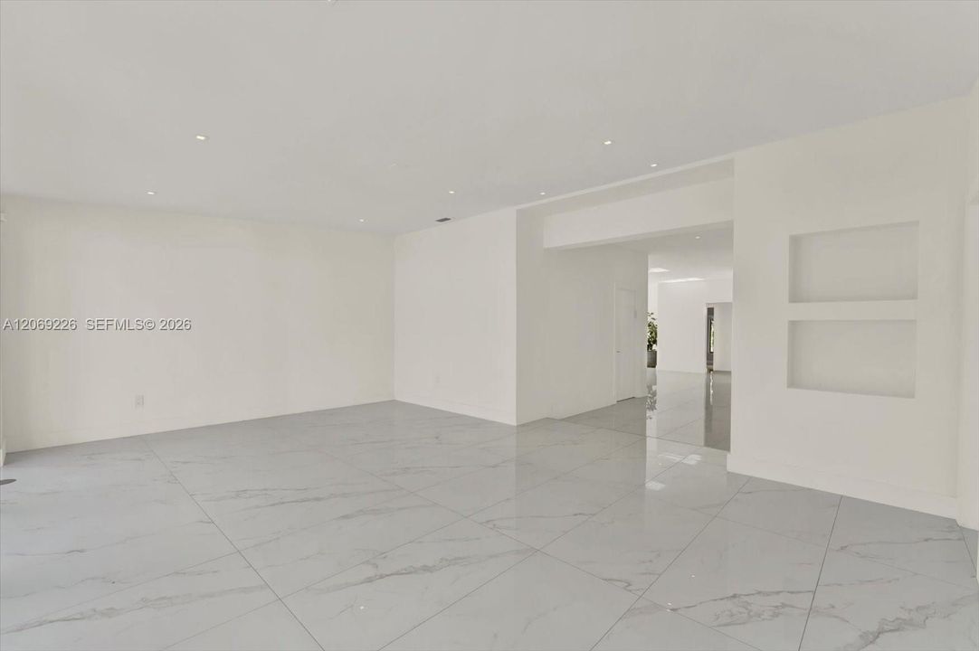 В аренду: $16,000 (4 спален, 3 ванн, 3238 Квадратных фут)