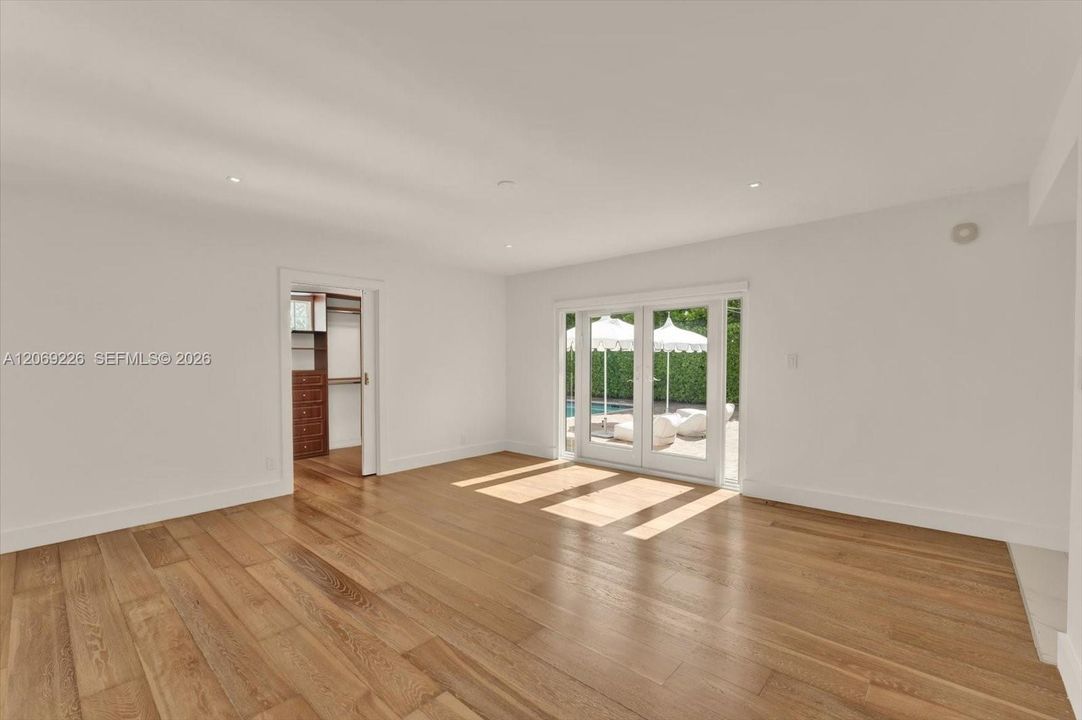 В аренду: $16,000 (4 спален, 3 ванн, 3238 Квадратных фут)
