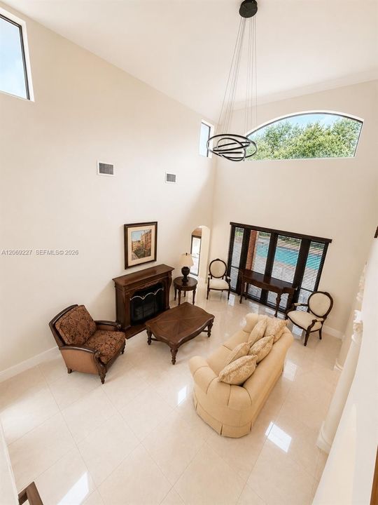 For Sale: $1,550,000 (5 beds, 4 baths, 2889 Square Feet)