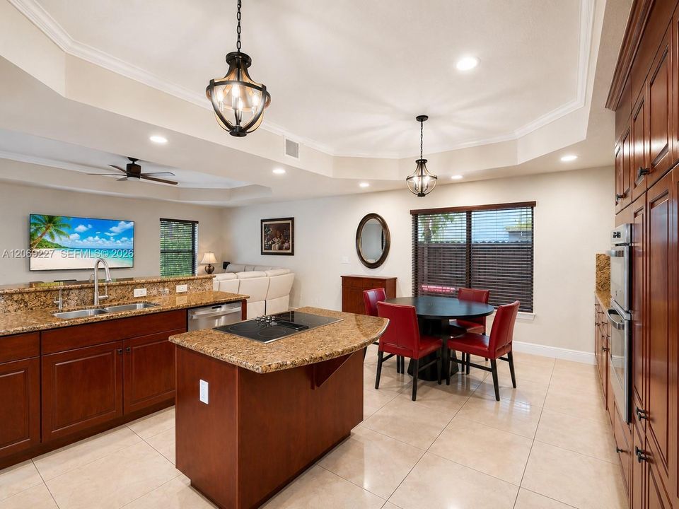 For Sale: $1,550,000 (5 beds, 4 baths, 2889 Square Feet)