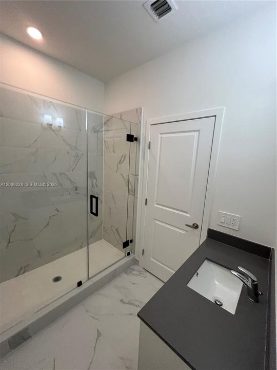 For Rent: $2,950 (3 beds, 2 baths, 0 Square Feet)