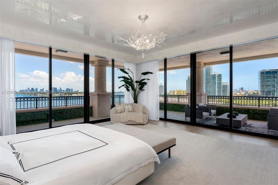En Venta: $39,950,000 (7 camas, 8 baños, 9852 Pies cuadrados)