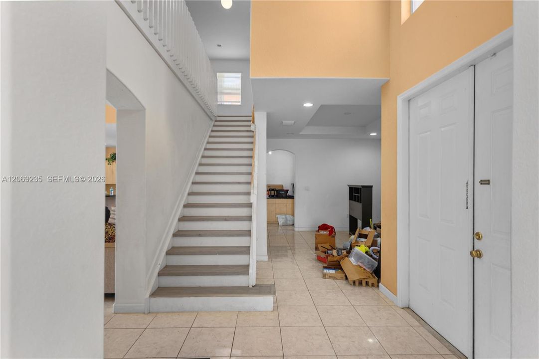En Venta: $519,000 (4 camas, 3 baños, 2786 Pies cuadrados)