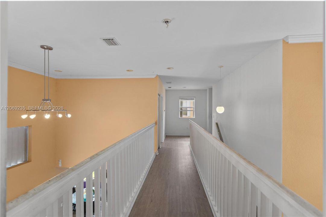 En Venta: $519,000 (4 camas, 3 baños, 2786 Pies cuadrados)