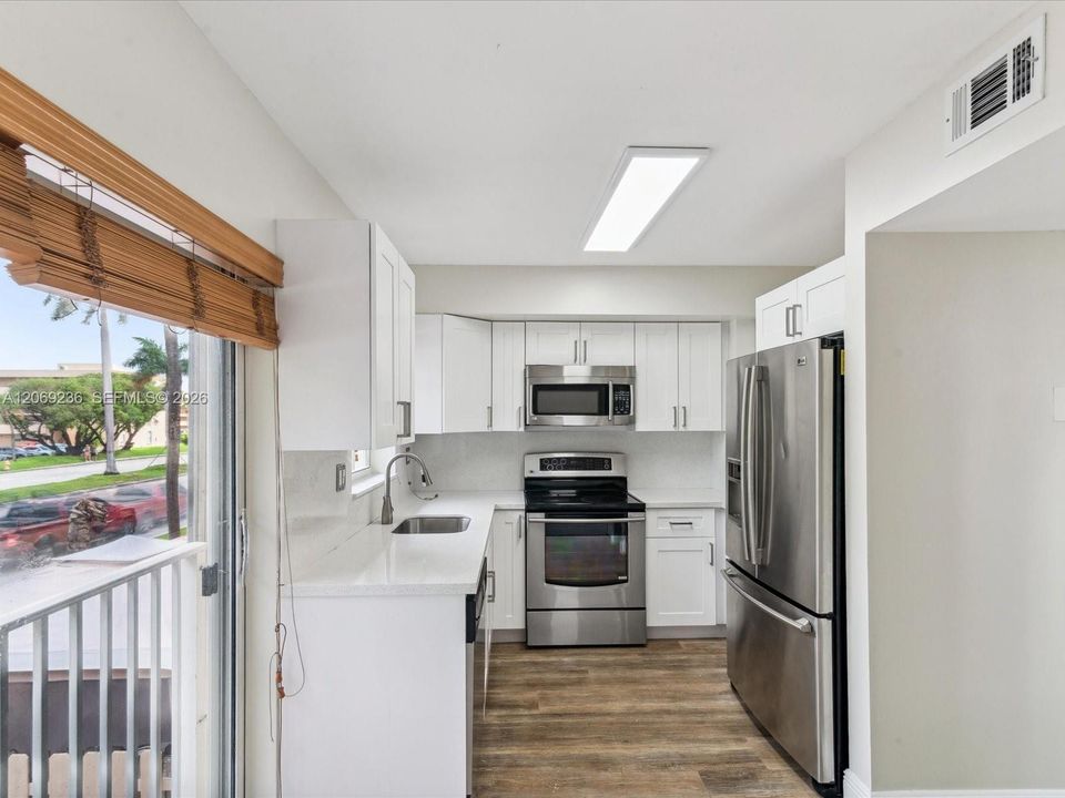 For Rent: $3,300 (3 beds, 2 baths, 1580 Square Feet)
