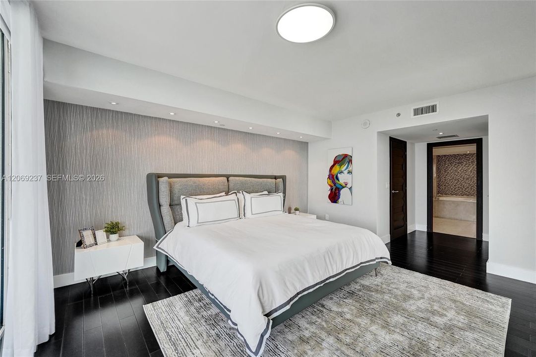 For Rent: $12,000 (3 beds, 3 baths, 2065 Square Feet)
