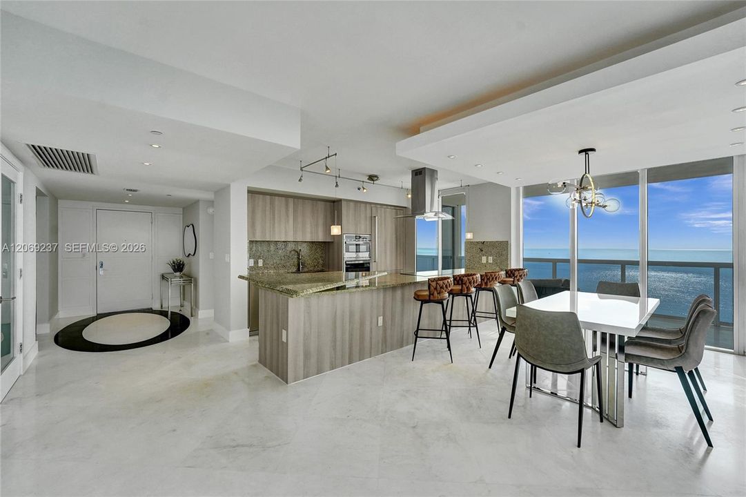 For Rent: $12,000 (3 beds, 3 baths, 2065 Square Feet)