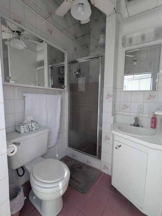 bathroom-new-02-shower-toilet