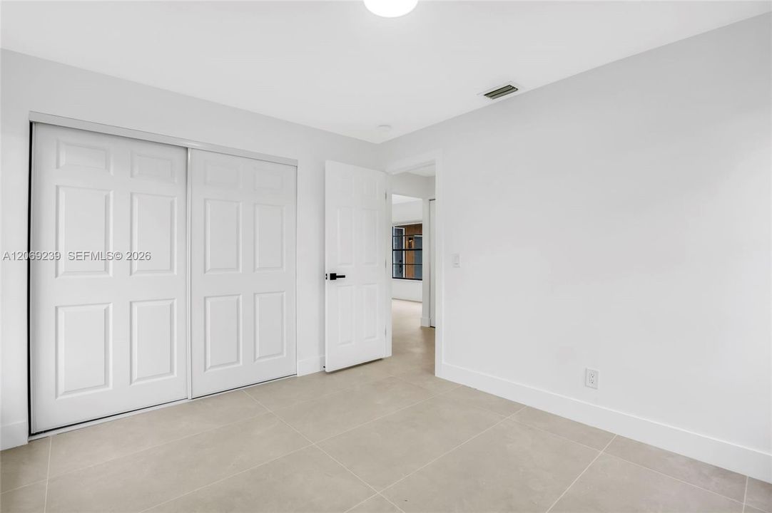 For Sale: $549,000 (3 beds, 2 baths, 1339 Square Feet)