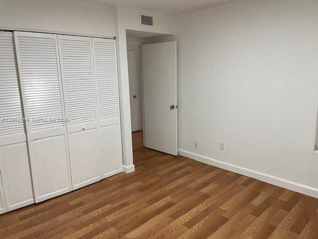 For Rent: $2,200 (2 beds, 2 baths, 1093 Square Feet)