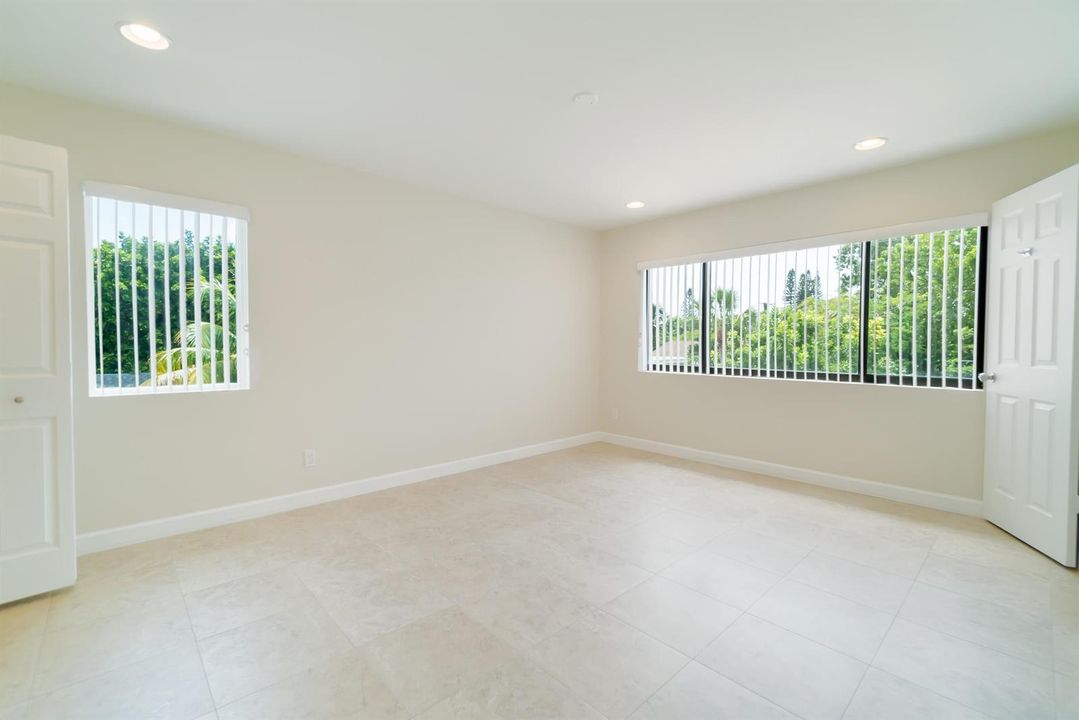 Bright & Spacious Primary Suite