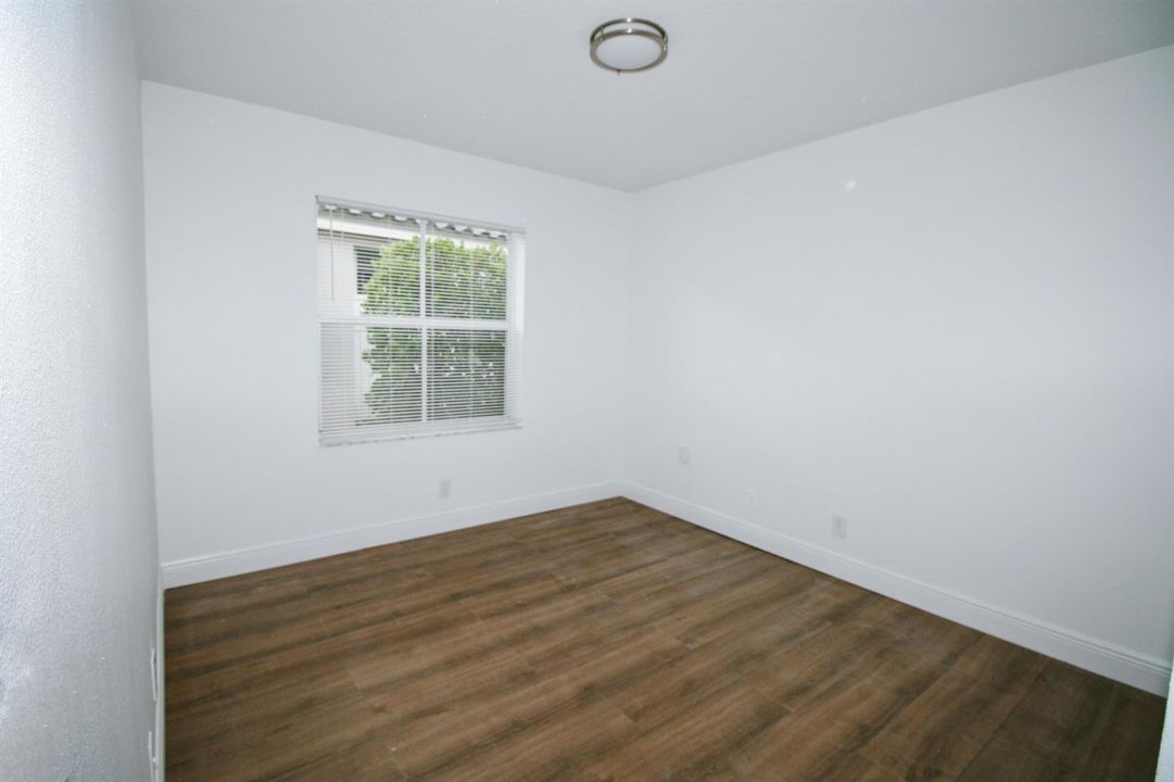 Room1.2