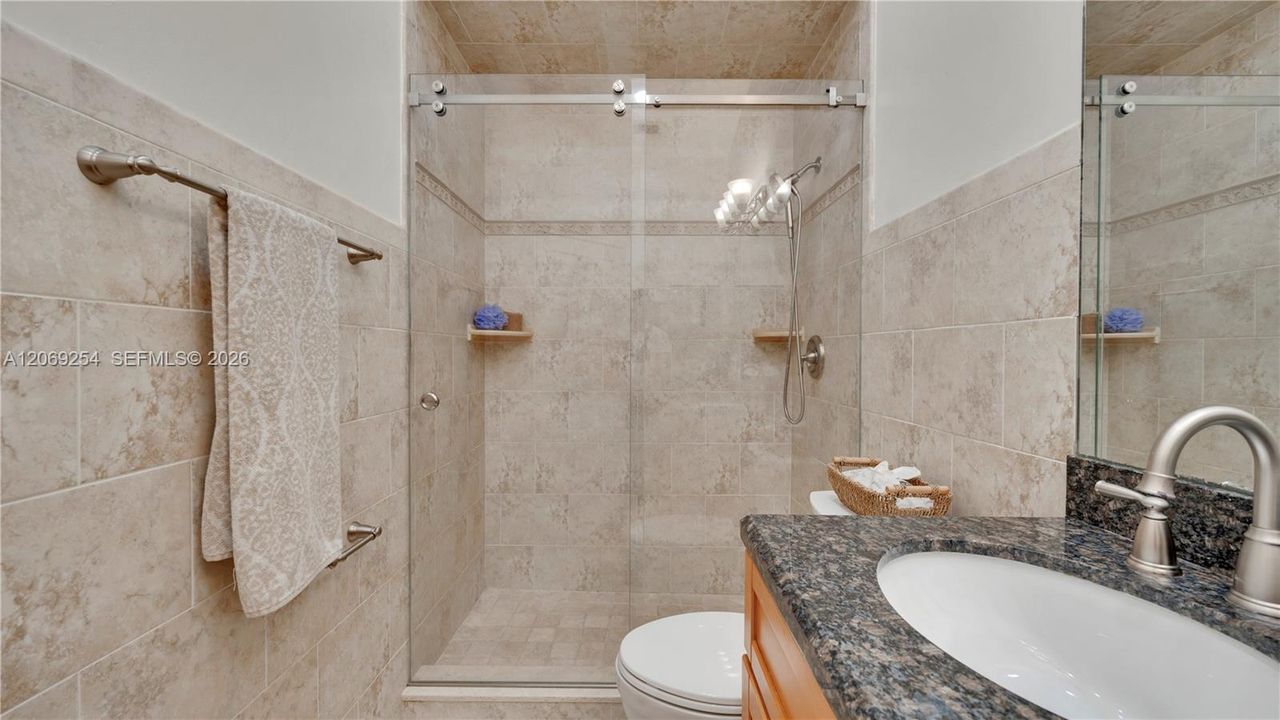 For Sale: $869,000 (4 beds, 2 baths, 2287 Square Feet)