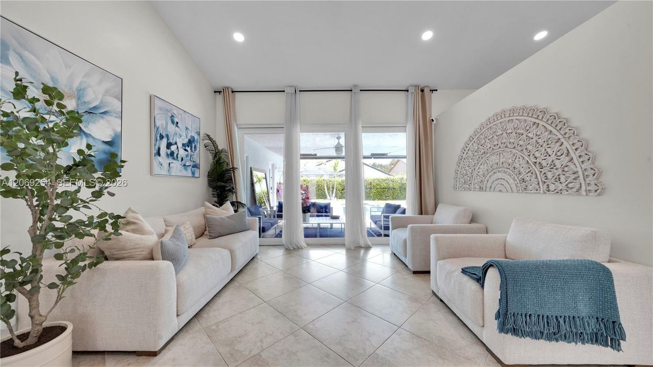 For Sale: $869,000 (4 beds, 2 baths, 2287 Square Feet)