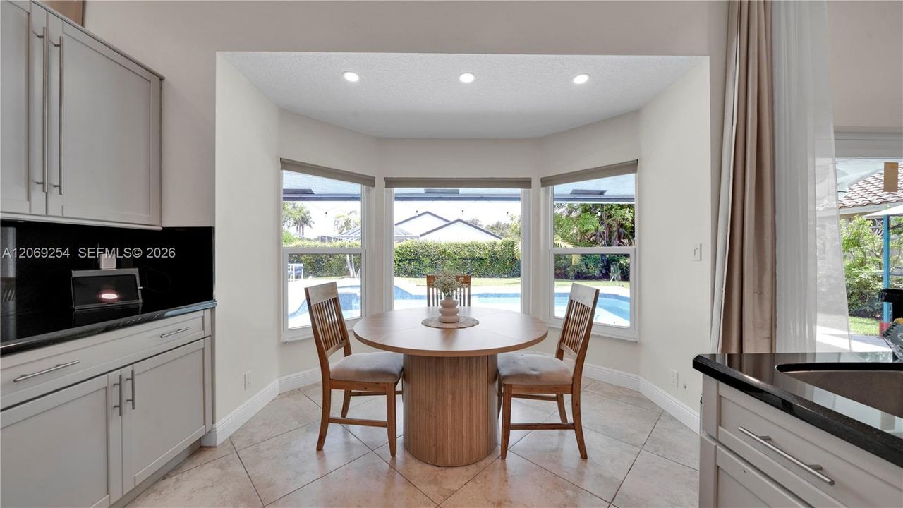 For Sale: $869,000 (4 beds, 2 baths, 2287 Square Feet)