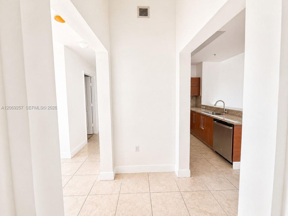 For Sale: $460,000 (3 beds, 2 baths, 1271 Square Feet)