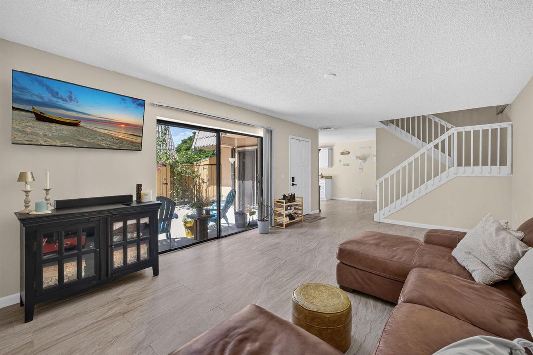 12-web-or-mls-5D1A9583
