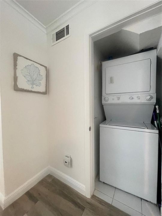 Washer/Dryer in unit