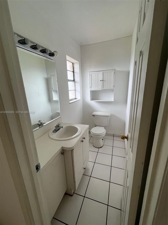 En Renta: $2,400 (2 camas, 2 baños, 1045 Pies cuadrados)