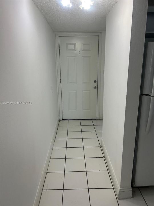 En Renta: $2,400 (2 camas, 2 baños, 1045 Pies cuadrados)