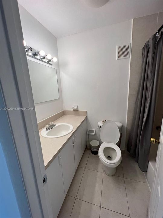 En Renta: $2,400 (2 camas, 2 baños, 1045 Pies cuadrados)