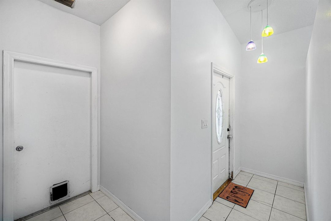 005-2406SundyAvenue-DelrayBeach-FL-33444