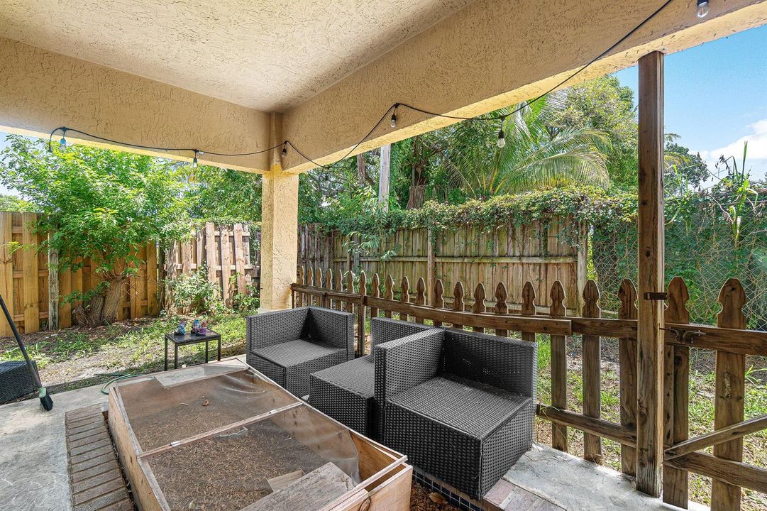 028-2406SundyAvenue-DelrayBeach-FL-33444